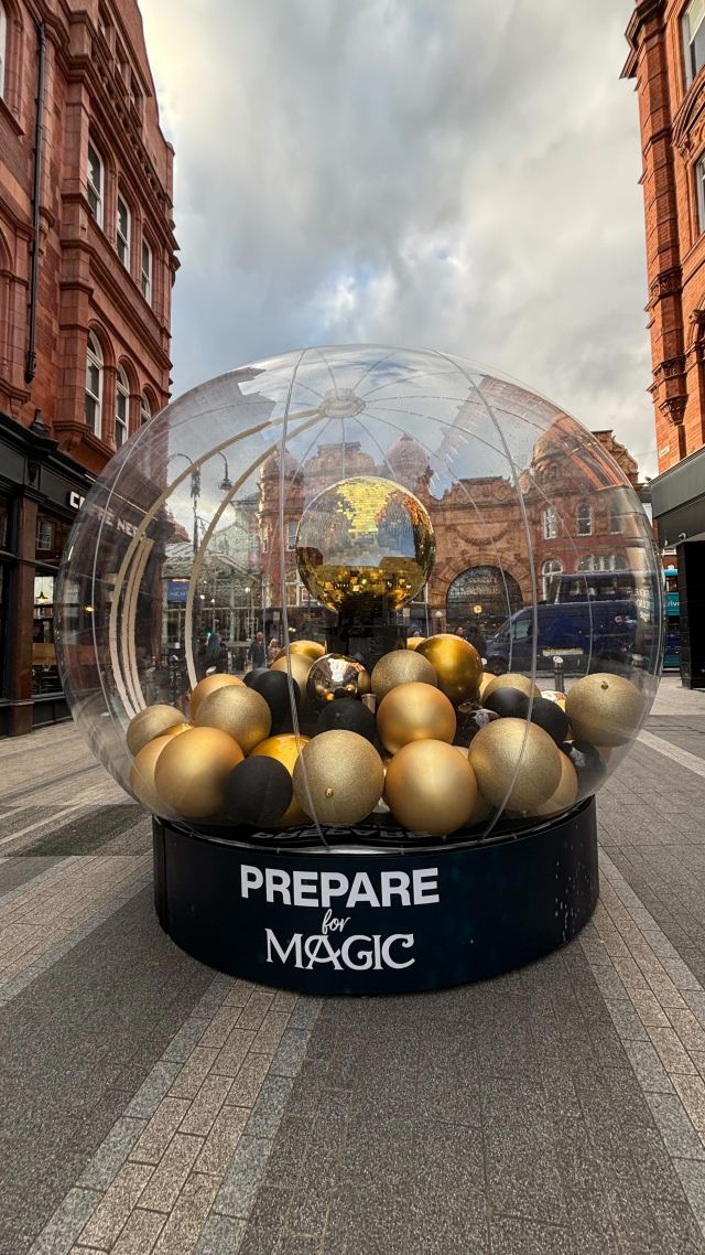 There’s magic in the air on Sidney Street ✨  #prepareformagic #leeds