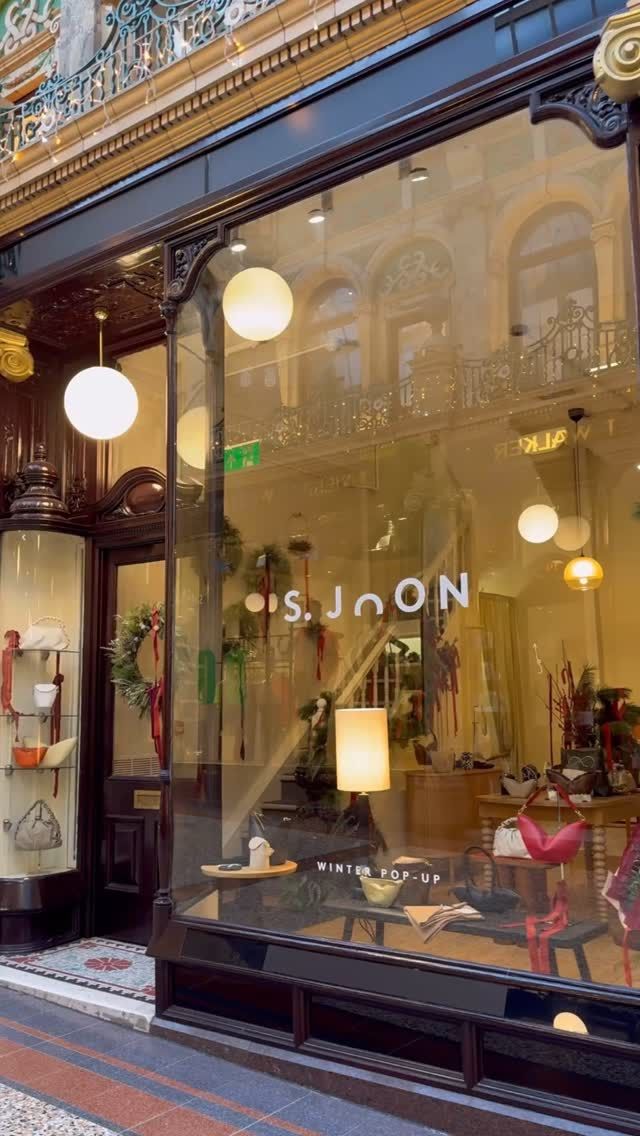 Introducing your new go-to for all things fashion and accessories!  This Winter, we are delighted to welcome @s.joon_official to Victoria Quarter as a Pop-Up untill the 5th January.  Treat yourself or loved ones to something out of the ordinary this Christmas! ❄️